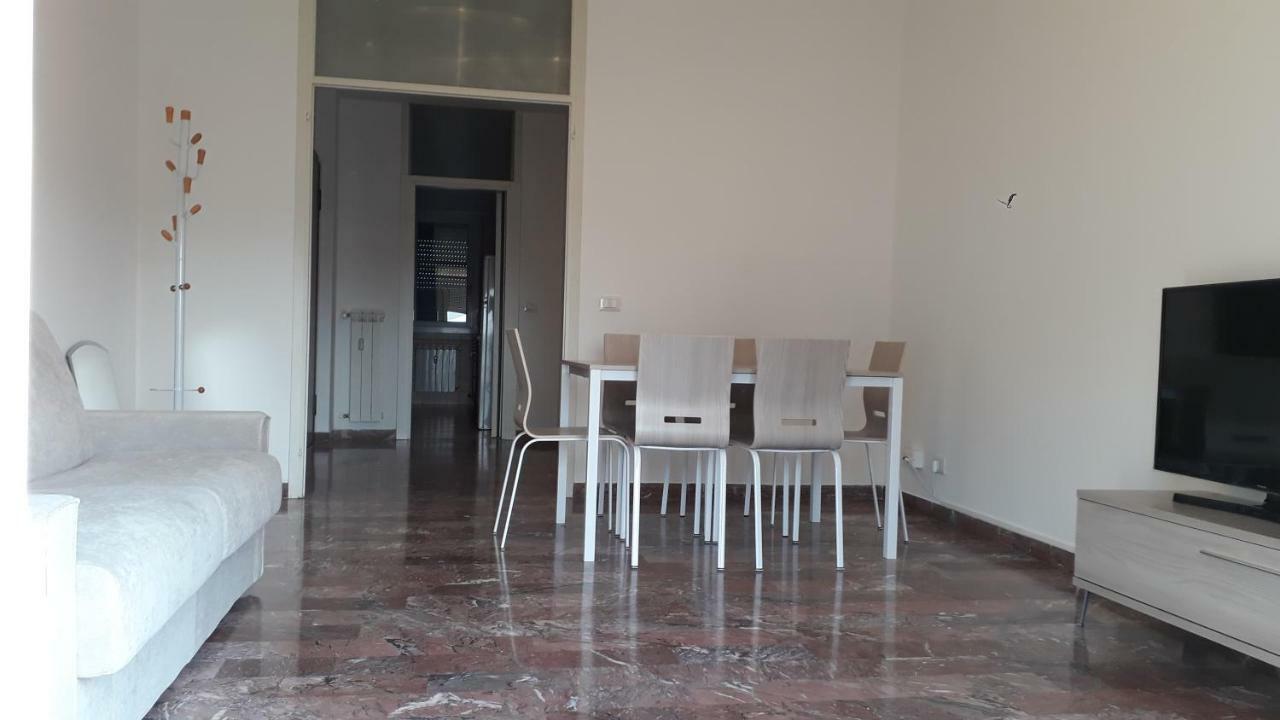 מסטרה Appartamento Al Corso - Only Family מראה חיצוני תמונה
